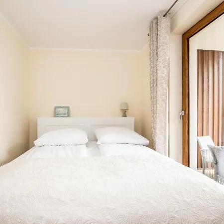Prestige Z Basenem - 5d Apartment